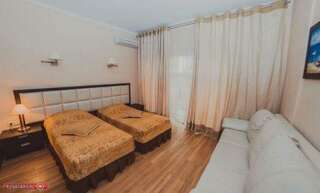 Гостиница Марина Витязево 2-местный номер стандарт-1