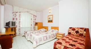 Гостиница Марина Витязево Стандартный двухместный номер с 1 кроватью или 2 отдельными кроватями-2
